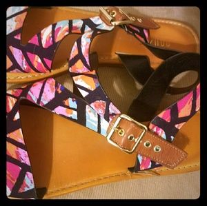My FAVE sandals!! Given as a gift but too big 4 me